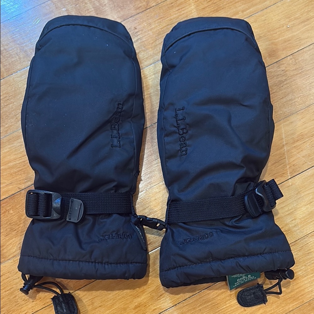 L.L. Bean Black Insulated Gore-Tex Mittens